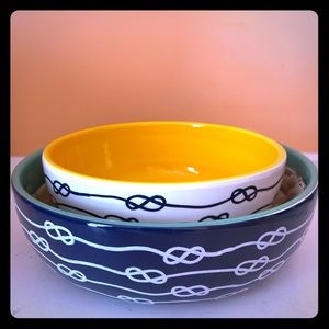 RETIRED Coton Colors Knot Serving Bowls